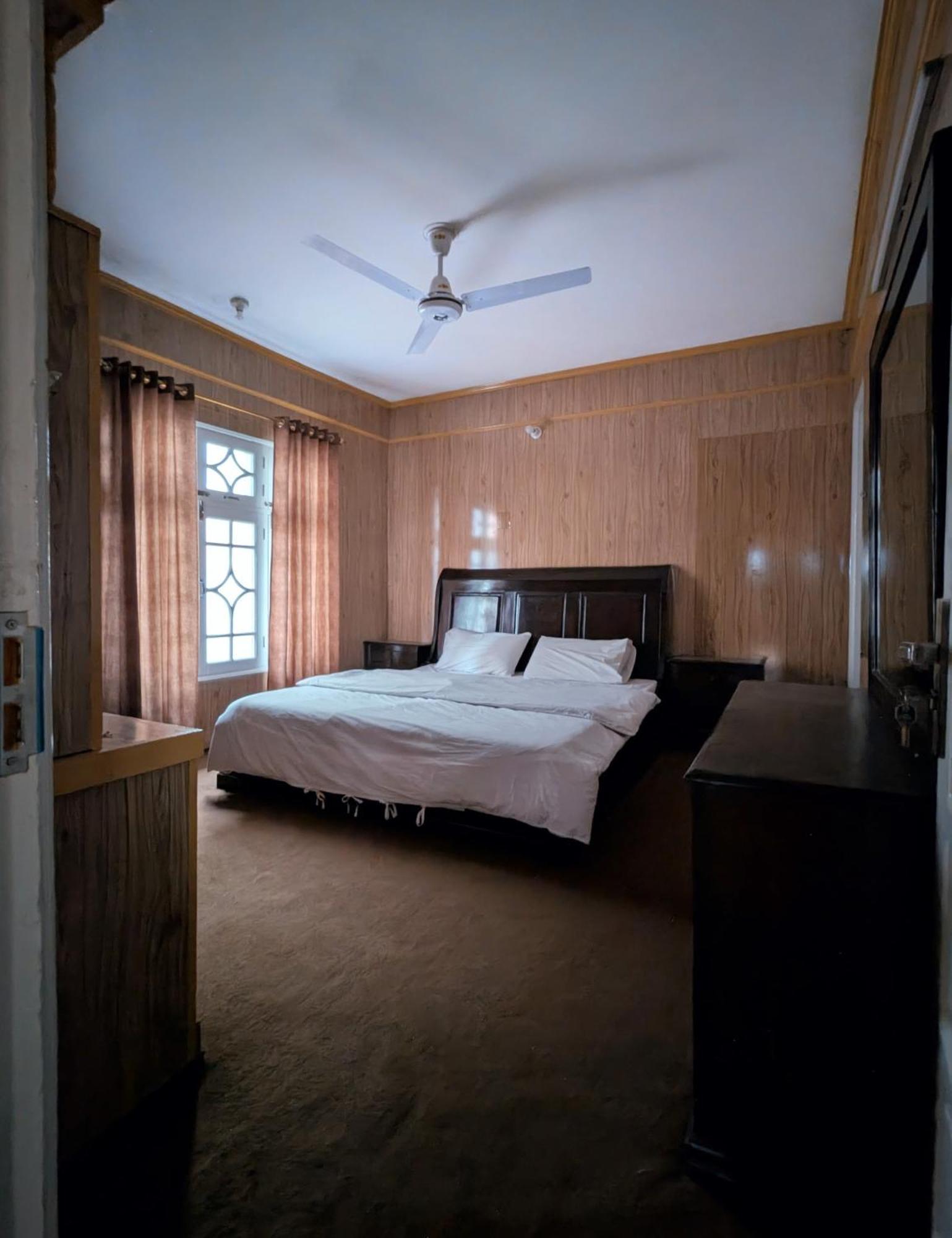 Taaj Residence Skardu Exterior photo